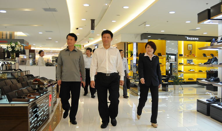 亳州市副市長王崧參觀華億國際購物中心