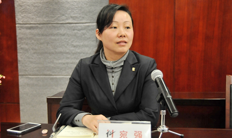 華億城市生活廣場公司副總經理宛強討論發言